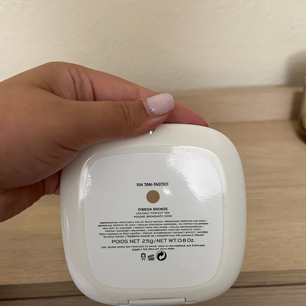 Compact Powder with Mirror - Tan - Picture 3 of 3